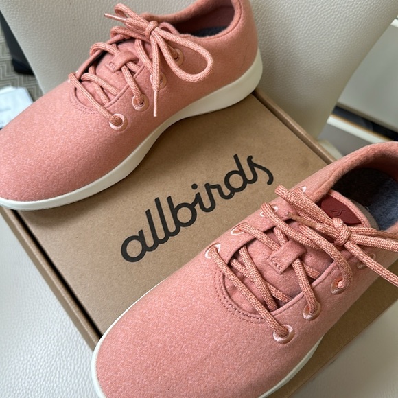 Allbirds 9 BRAND NEW Wool Runners in Malibu(cream) 🤩 - Picture 3 of 15